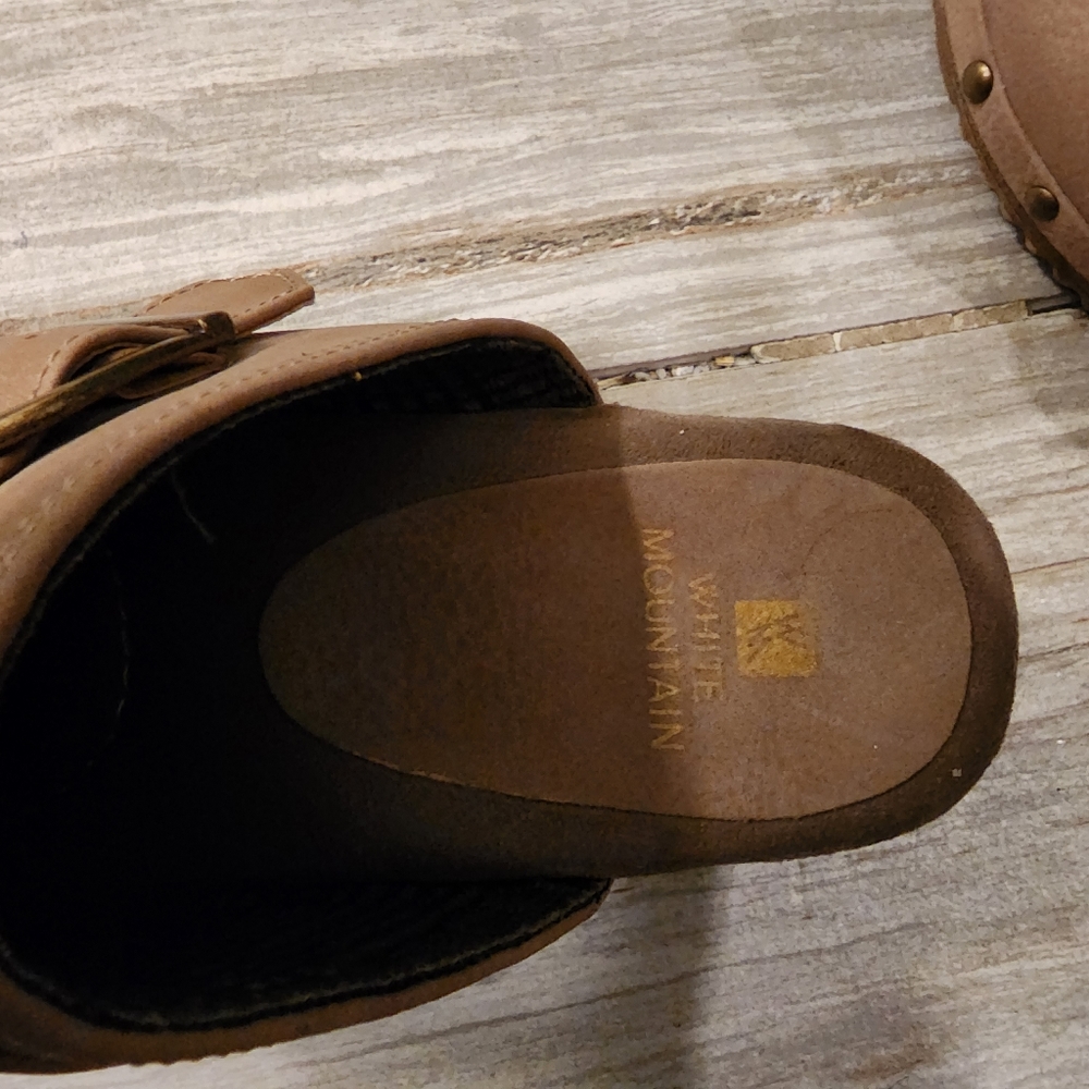 Shoes - Picture 2 of 3